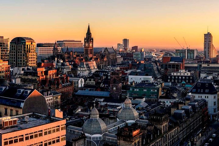 Privat transfer från Wrexham till Manchester Airport (MAN)