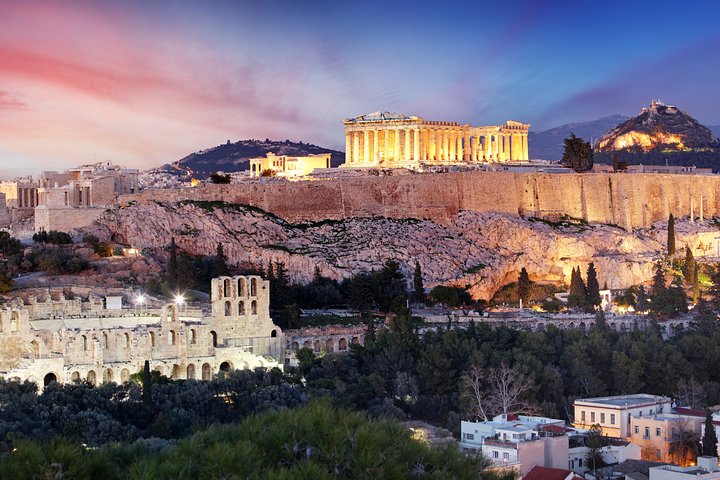 Tour privato di lusso di 3 ore di luci e viste della città di Atene di notte
