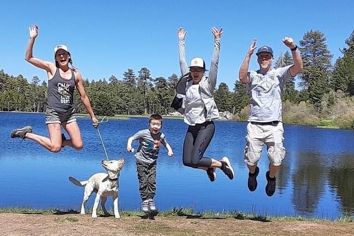 Visite hors route de Big Bear Jeep avec randonnée dans la réserve de Bluff Lake