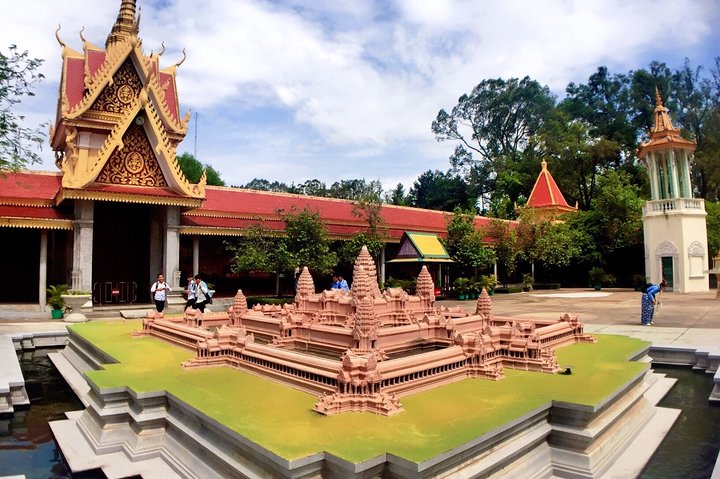Phnom Penh Vital Discovery-Full Day Tour (Incluindo todos os serviços)