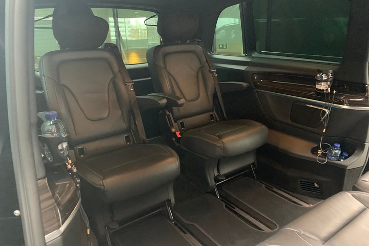 Privater Transfer vom Felison-Kreuzfahrthafen Ijmuiden nach Amsterdam