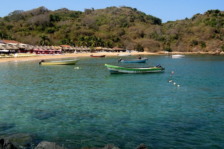 Tour de esnórquel de medio día en Ixtapa Zihuatanejo con almuerzo