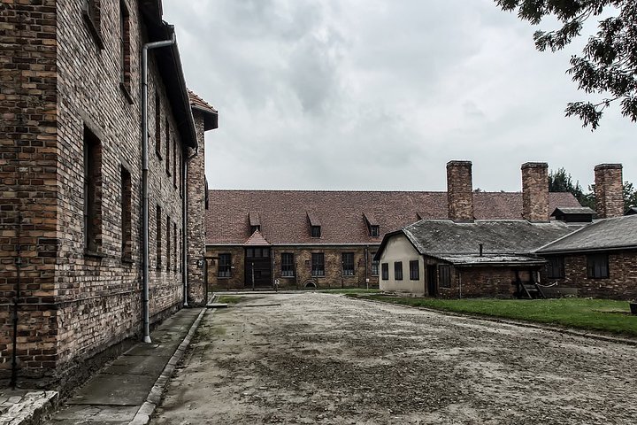 Privat heldagsutflukt til Auschwitz fra Krakow med hotellhenting