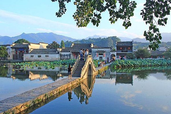 Tour privato di mezza giornata del villaggio antico di Hongcun da Huangshan