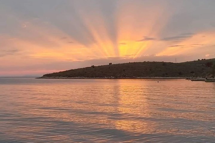 Vanuit Sarande: rondleiding door Blue Eye, Butrint, Ksamil & Lekuresi Castle