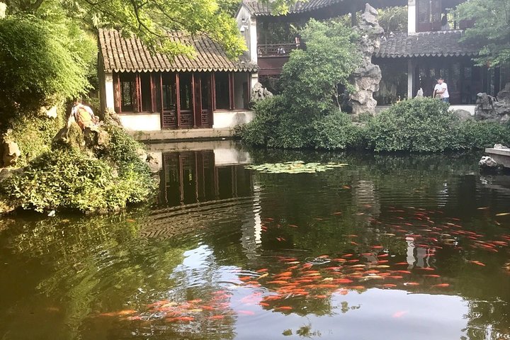 4-Hour Tongli Water Town Private Tour from Suzhou with Boat Ride