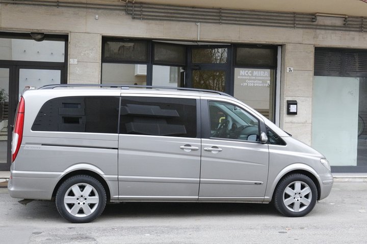 Traslado privado, servicio de chofer, desde el aeropuerto de Treviso a Mestre