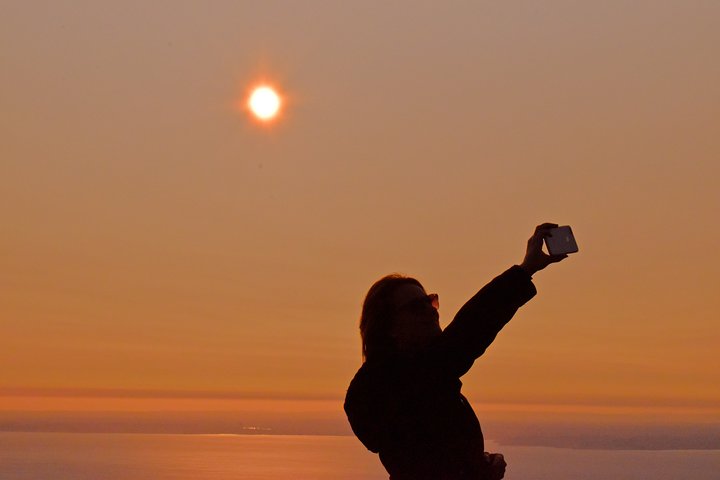 Visite partagée Premium d'une demi-journée au coucher du soleil au volcan Osorno