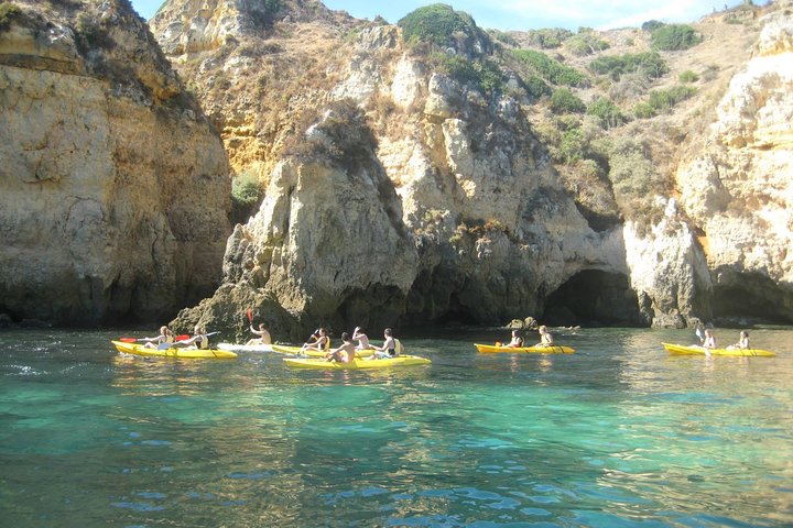 Ponta da Piedade Caves Kajaktocht in Lagos + Snorkelen