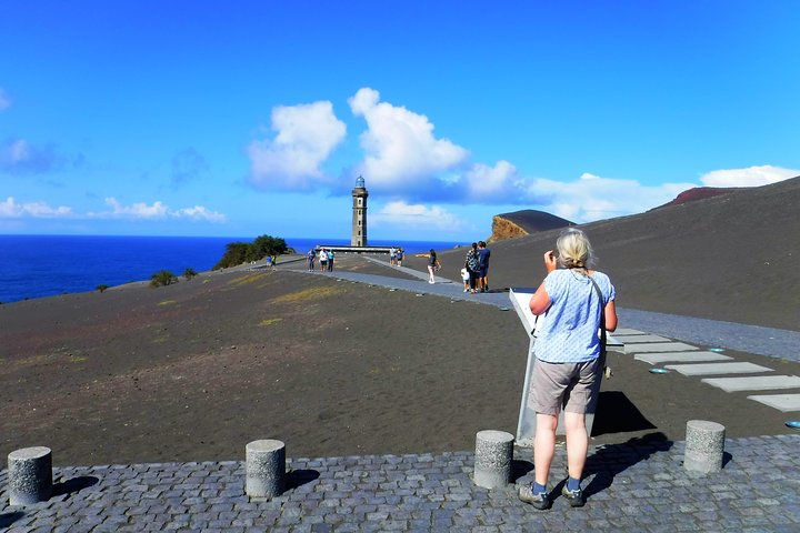 Eiland Faial: een volledige dag met lokale gids, vulkanen en landschappen