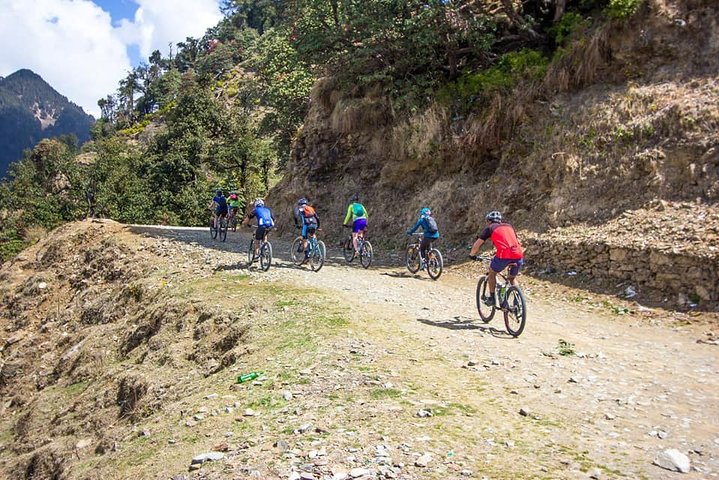 9-Day Himalaya Mountain Bike Tour from Shimla to Daramshala