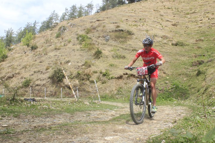 9-Day Himalaya Mountain Bike Tour from Shimla to Daramshala