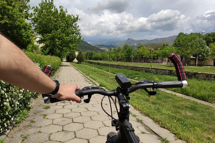 Unieke en smakelijke fietstocht op de Balkan