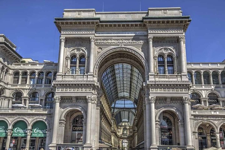 Luchthaventransfer: Malpensa Airport MXP naar Milaan per luxe busje