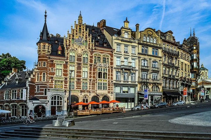 Traslado privado: aeropuerto de Bruselas BRU a Bruselas en furgoneta de lujo