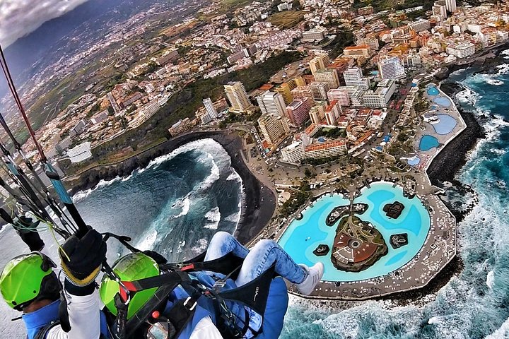 Bronze Tandem Paragliding Voo no Sul de Tenerife com Pick-up