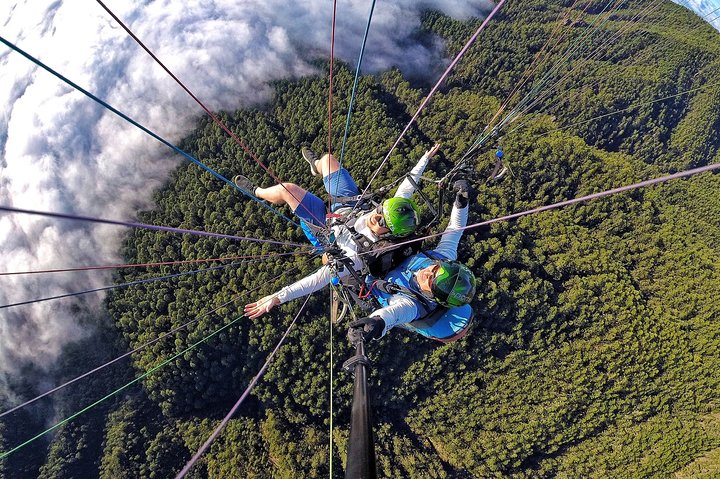 Bronze Tandem Paragliding Voo no Sul de Tenerife com Pick-up