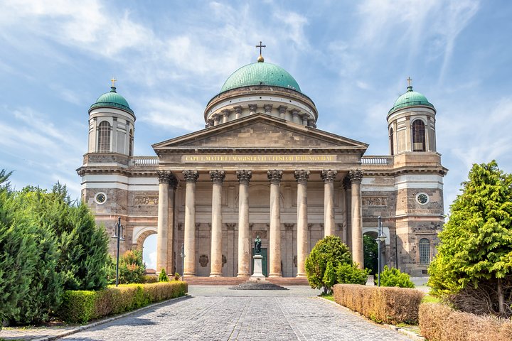 Fascino di Esztergom: un tour privato a piedi dei suoi splendidi siti