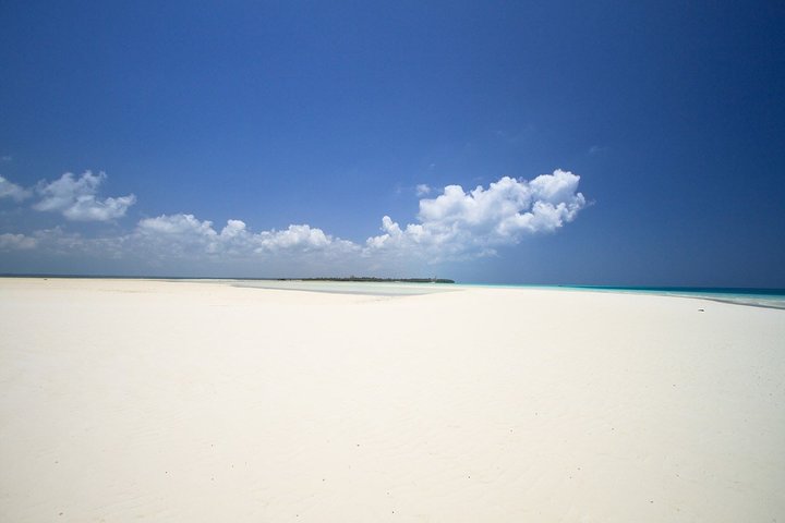 Piquenique de dia inteiro em Sandbank na Ilha de Pemba