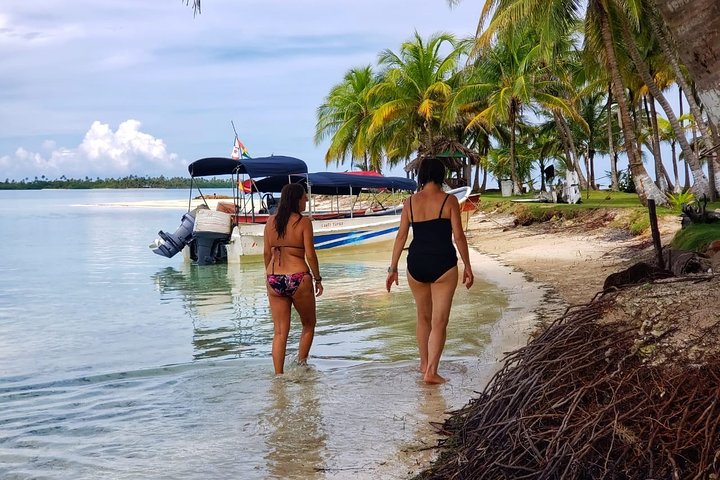 San Blas Islands 4D / 3N tur med hollændere Cays & Boat Tour