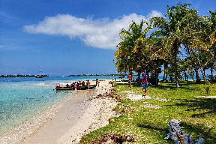 San Blas Islands 4D / 3N tur med hollændere Cays & Boat Tour