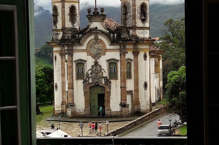 Districts of Ouro Preto and city of Congonhas