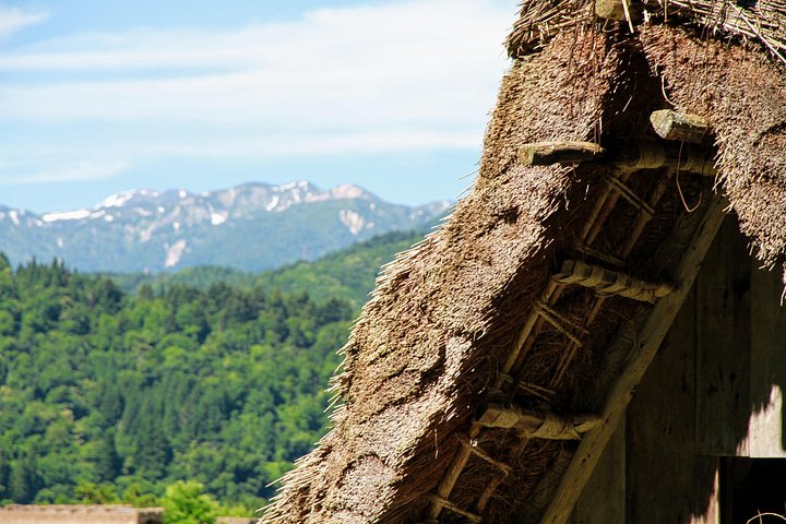 Privévervoer van Takayama naar Kanazawa inclusief Shirakawago