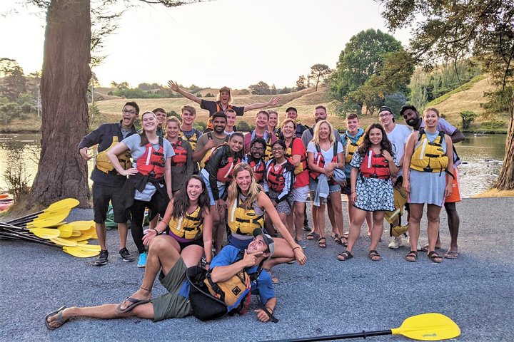 Tauranga : Tour en kayak por la noche en gusano resplandeciente