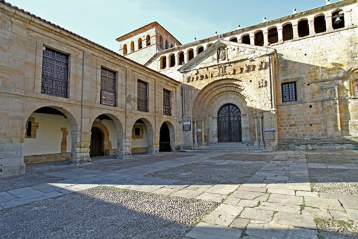 Hoteller i nærheden af Santillana del Mar Hidden Treasure Private Tour