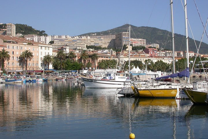 Corsica Ajaccio Private Tour mit Fahrer und optionalem Guide mit Hoteltransfer