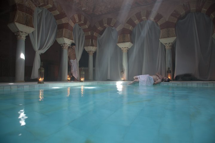 Midra 30 Experiência de banhos árabes no Hammam Al Ándalus de Córdoba