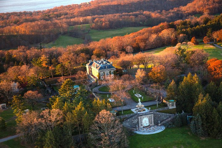 Parets privata Hudson Valley Fall Foliage Helicopter Tour från Westchester