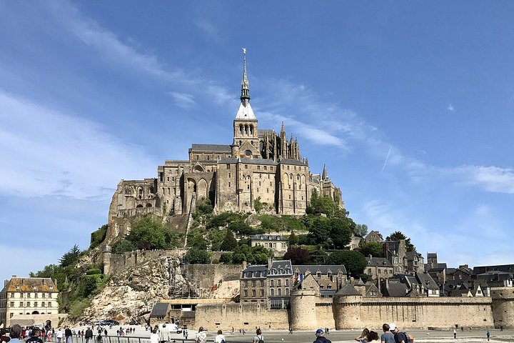 Visita privada al monte St. Michel con entradas para la abadía y guía turístico