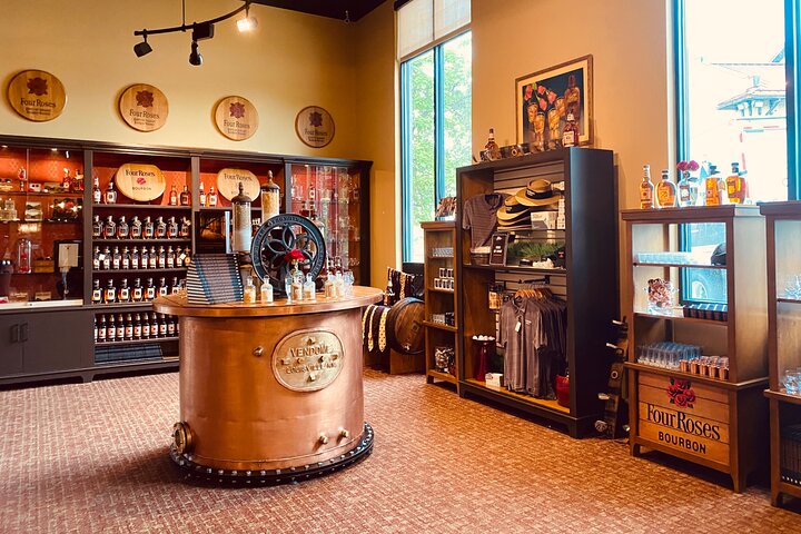Bourbon Tour (03): Buffalo Trace, Woodford, Four Roses, Wild Turkey, Other