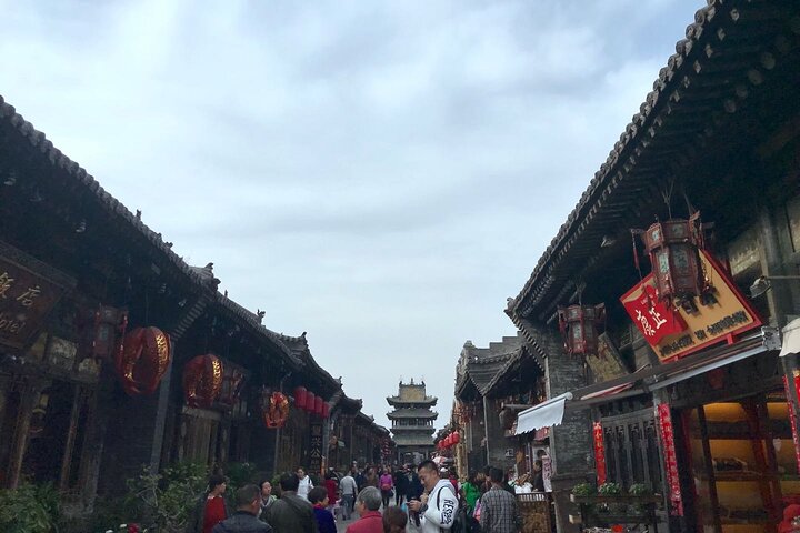 Excursión privada de un día al compuesto familiar Qiao y al casco antiguo de Pingyao desde Taiyuan