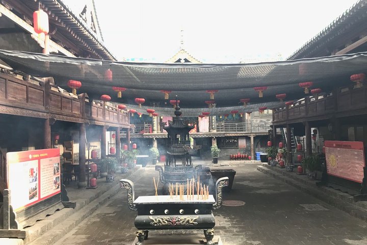Excursión privada de un día en Pingyao que incluye Zhenguo y el templo Shuanglin
