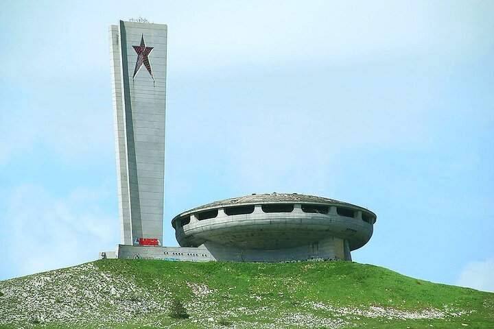 Buzludzha, Shipka Frihetsmonument, Shipka Memorial Church og Golyama Kosmatka