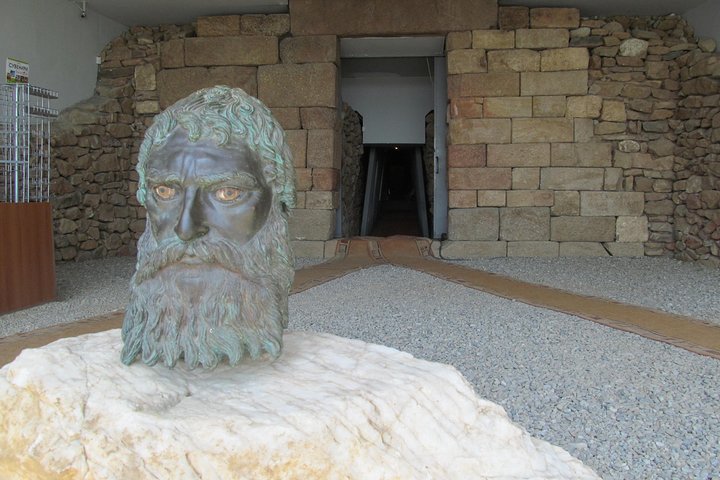 Buzludzha, Shipka Frihetsmonument, Shipka Memorial Church og Golyama Kosmatka