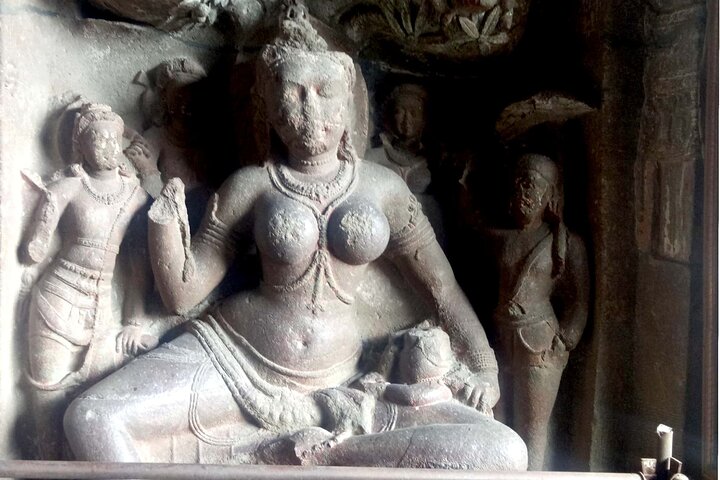 Geführte 3 - Tagestour : Entdecken Sie Ajanta, Ellora Cave & Aurangabad City