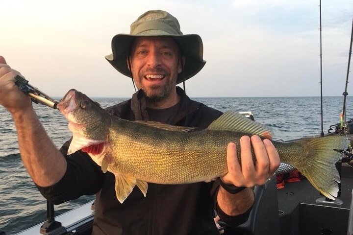 Private Lake Erie Walleye Angelcharter in Erie PA