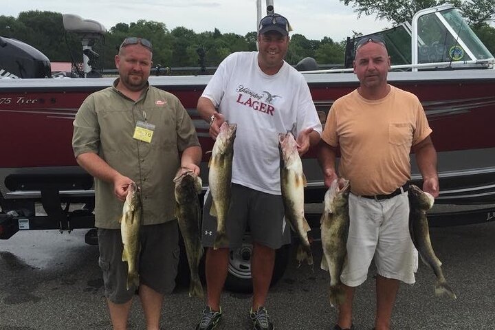 Private Lake Erie Walleye Angelcharter in Erie PA