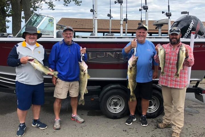 Private Lake Erie Walleye Angelcharter in Erie PA