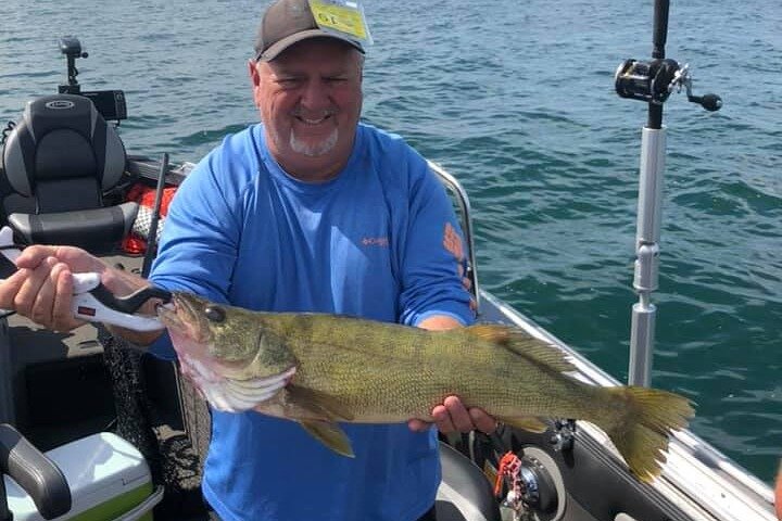 Private Lake Erie Walleye Angelcharter in Erie PA