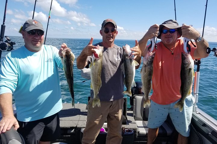 Private Lake Erie Walleye Angelcharter in Erie PA