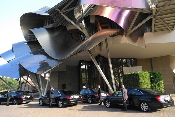 Privat transfer från Elciego city till San Sebastian
