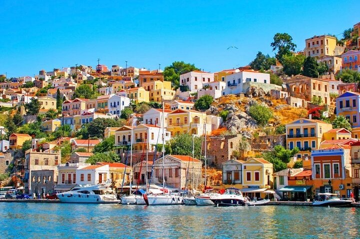 Rask båt til Symi med svømmestopp ved St George's Bay! (Bare 1 times reise)