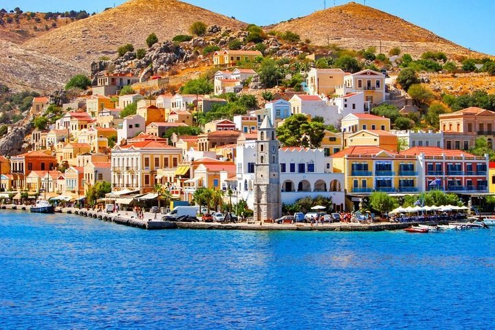 Rask båt til Symi med svømmestopp ved St George's Bay! (Bare 1 times reise)