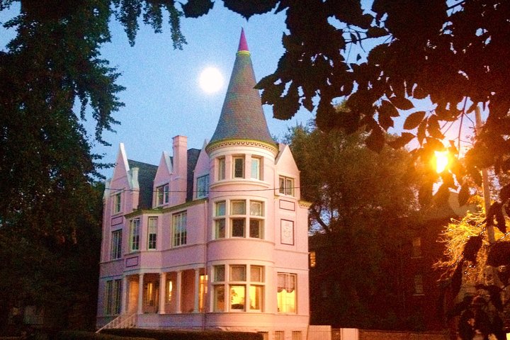 Old Louisville Ghost Tour som anbefalt av The New York Times @ 4th og Ormsby
