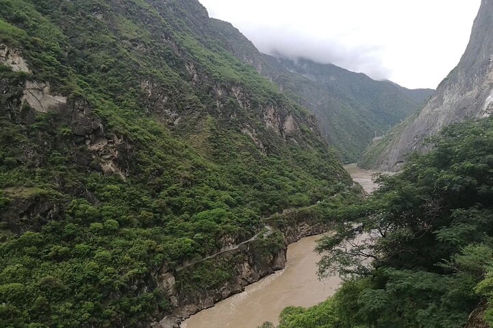 Tour privato di un giorno a Tiger Leaping Gorge da Lijiang