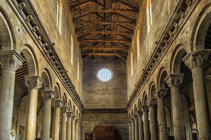 Private Stadtrundfahrt in Viterbo mit den Papstgräbern Conclave Palace und Duomo